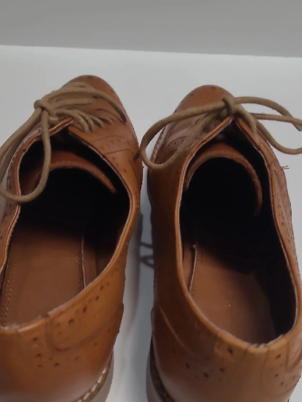 ASOS Tan Wingtip Oxford Shoes with Perforated Brogue Detailing-Size 6.5